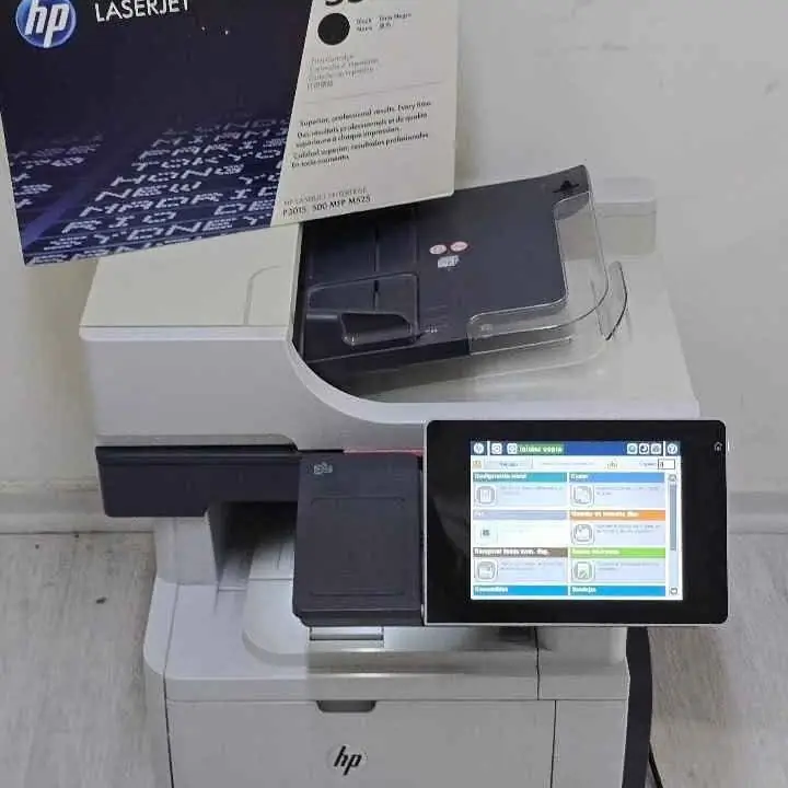 Impresora HP laser jet 500 MFP M525