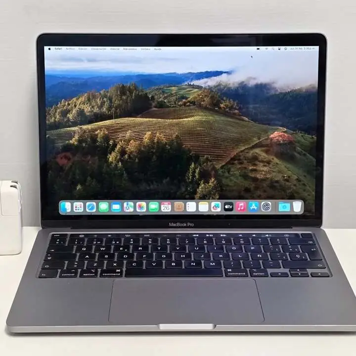 MacBook Pro 2020 i5 13 1TB 16GB Ram + cargador touchbar