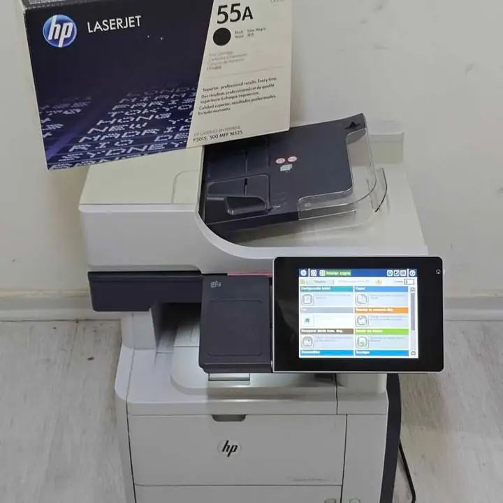 Impresora HP laser jet 500 MFP M525