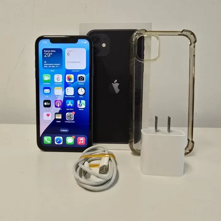 iPhone 11 128gb bat 82% + caja y cargador+ csble