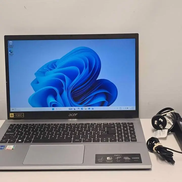 Notebook Acer aspire 3 A1315 i7 12gen 522gb 8gb ram