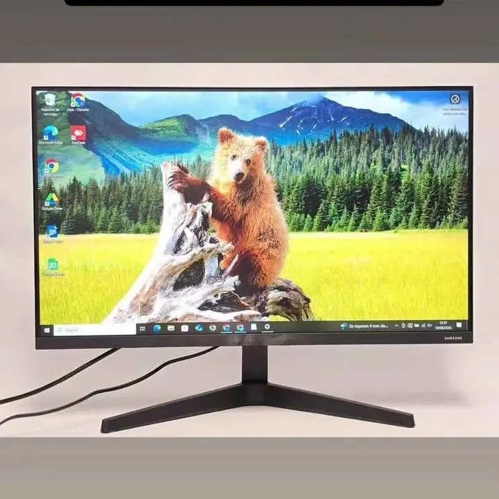 Monitor Samsung F27T350FHL 27 pulgadas con cables completo