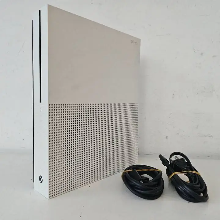 Xbox one s 500gb con lectora+ cable y HDMI