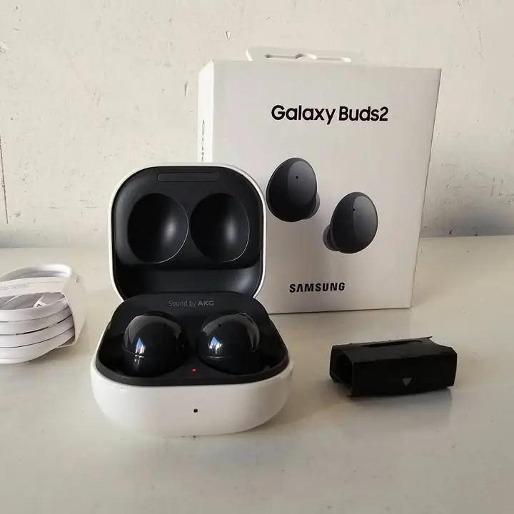 Samsung galaxy buds 2 + caja + cable