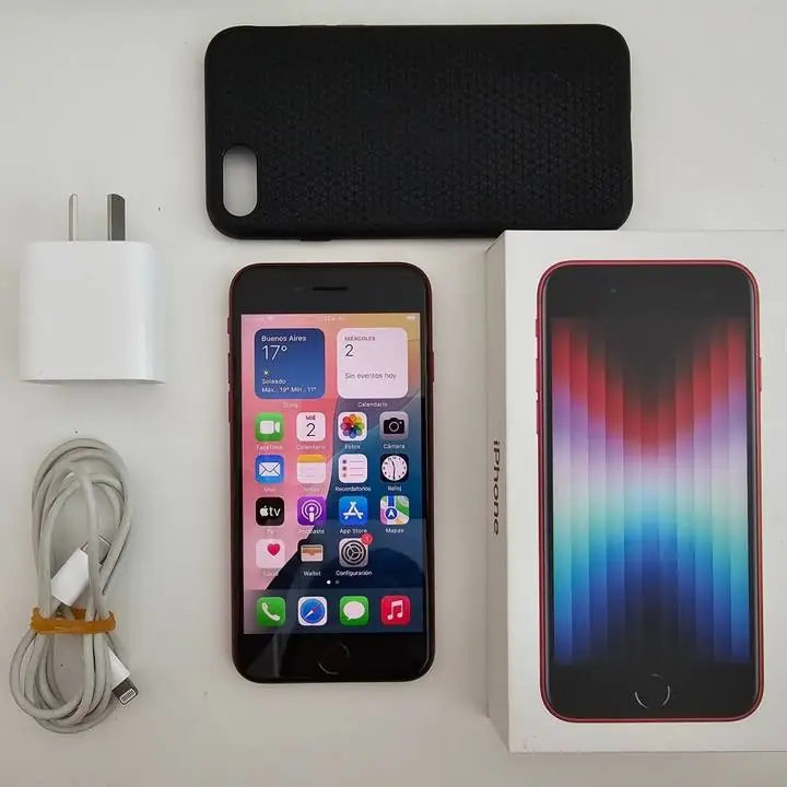 iPhone se 3 gen 64gb bat 90% + cable cargador y funda
