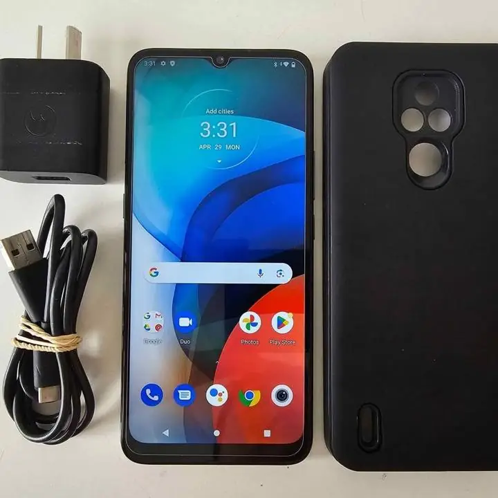 Moto e7 32gb + cargador y funda
