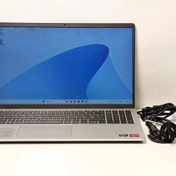 Notebook Dell Inspiron 15 Ryzen 7 7730U16gb ram 1tb c/cargador