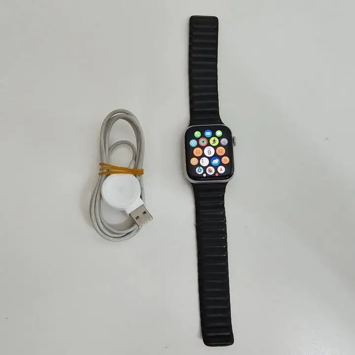 Apple watch serie 6 44mm bat 94% + cable de carga