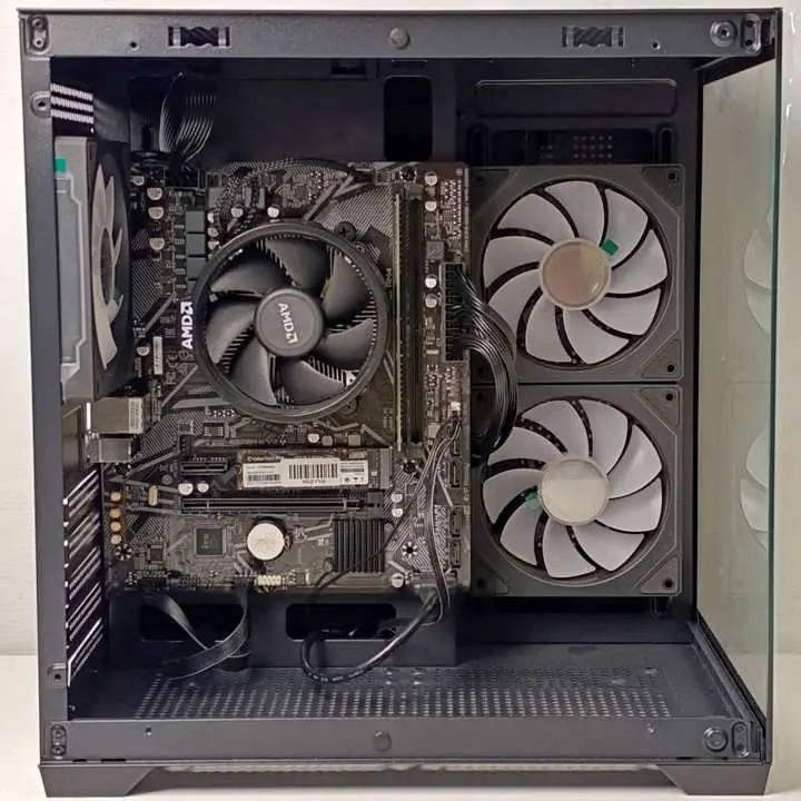 PC armada gamer AMD Ryzen 7 5700g 8 GB ram 1x8gb 256gb SSD M2 w11 pro