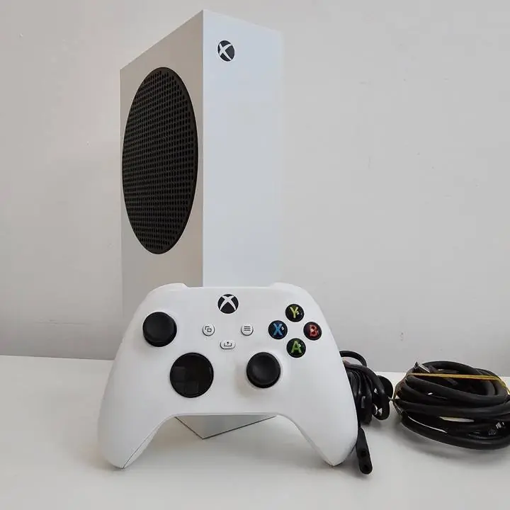 Xbox series S 512gb all digital + cables + control