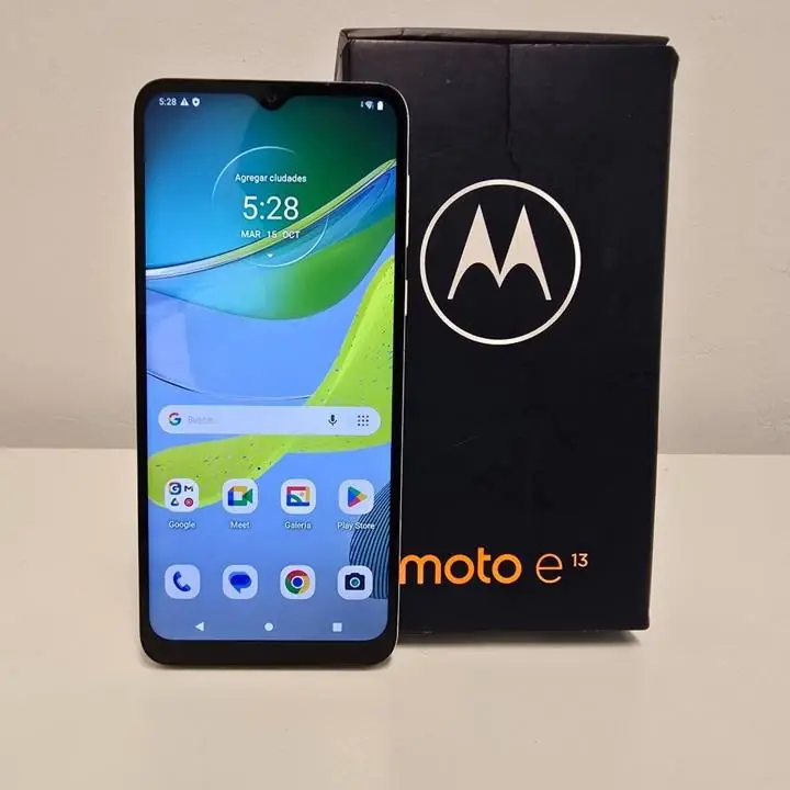 Motorola moto e13 64gb + caja + cargador+ cable