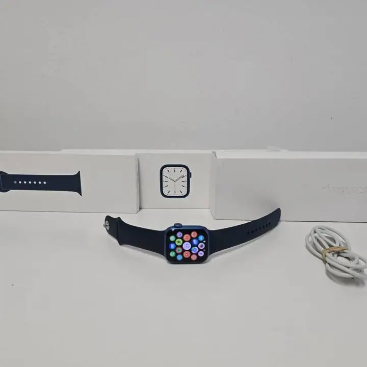 Apple watch serie 7 41mm bat 84 % + caja y cable