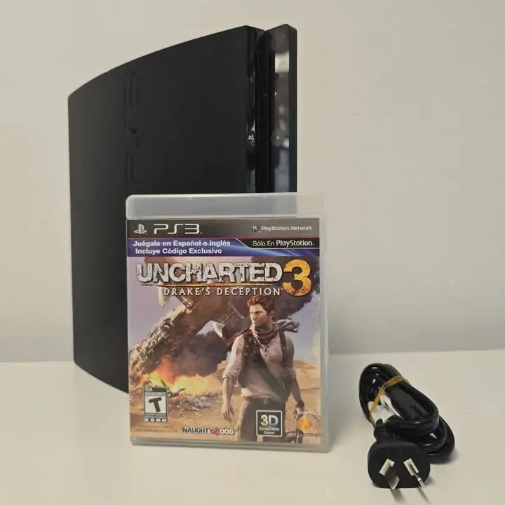 PlayStation 3 Slim + cable 150gb