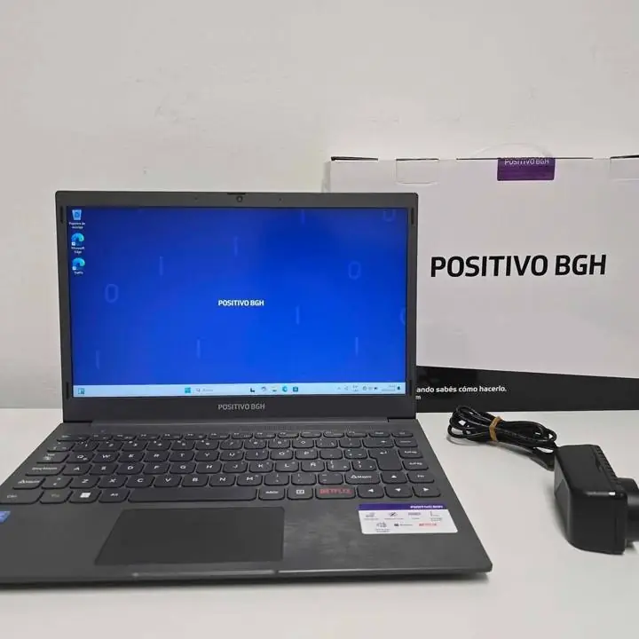 Notebook positivo bgh at 525 14" Intel celeron 4gb ram 256gb + cargador