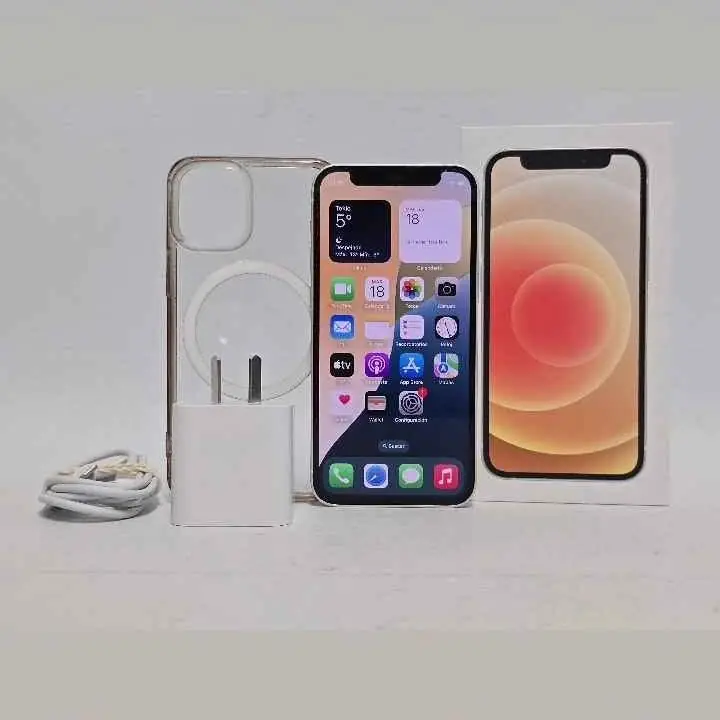 iPhone 12 MINI 128GB con cable, cargador, y caja 77% bat color blanco
