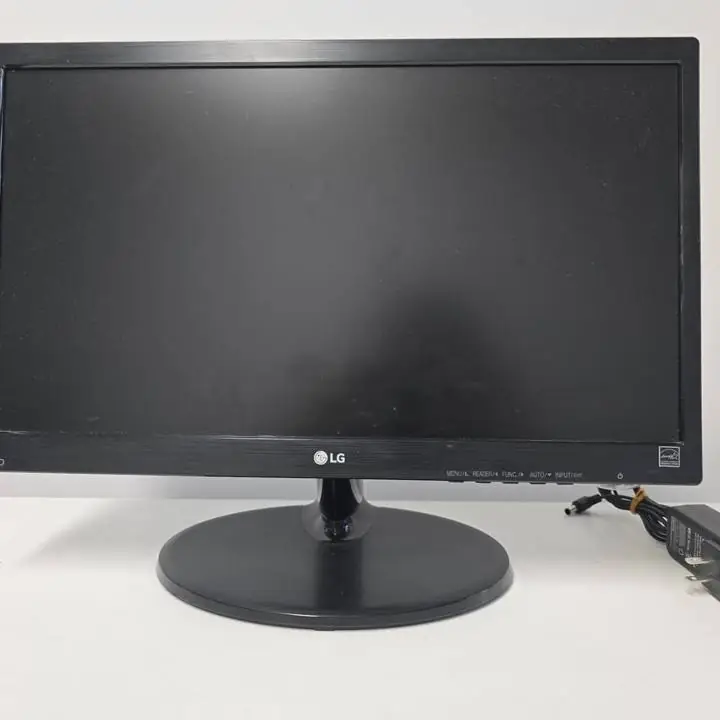 Monitor LG led 19 + cable 19M38A