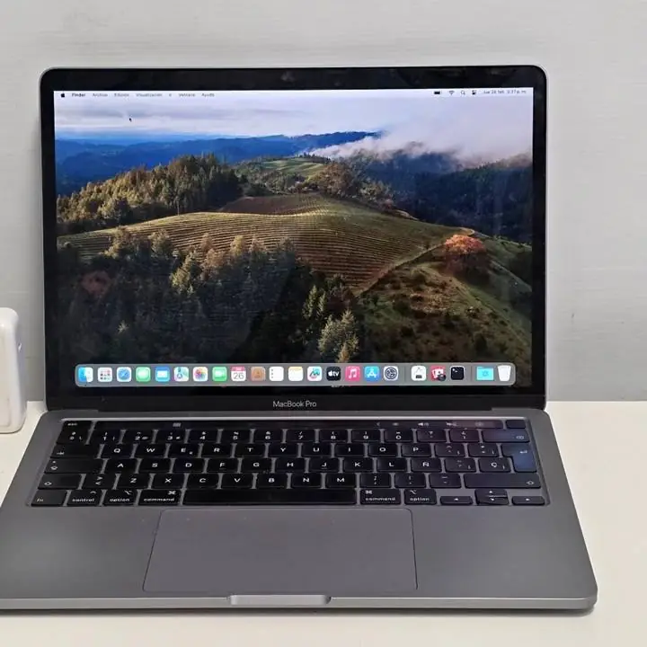 MacBook Pro 13" 2020 i5 16gb 1tb touch bar + cargador