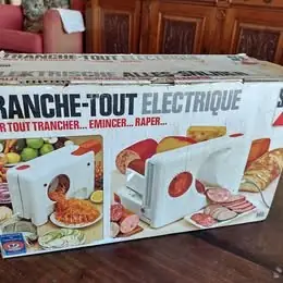 Fiambrera y rayadora eléctrica francesa SEB