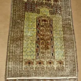 Antiguo Tapiz o alfombra persa tejida a mano