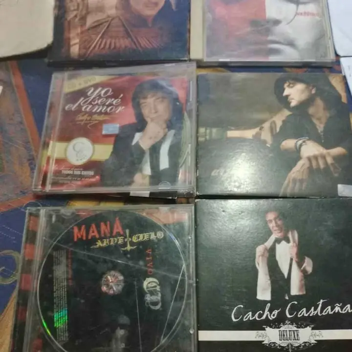 19 CD musicales: Arjona Sandro C.Cadtaña Montaner Mana Tangos Bon Jovi todos a un precio regalados