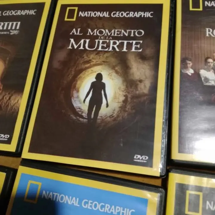 20 Películas de Terror y Misterio formato CD con un porta CD de regalo