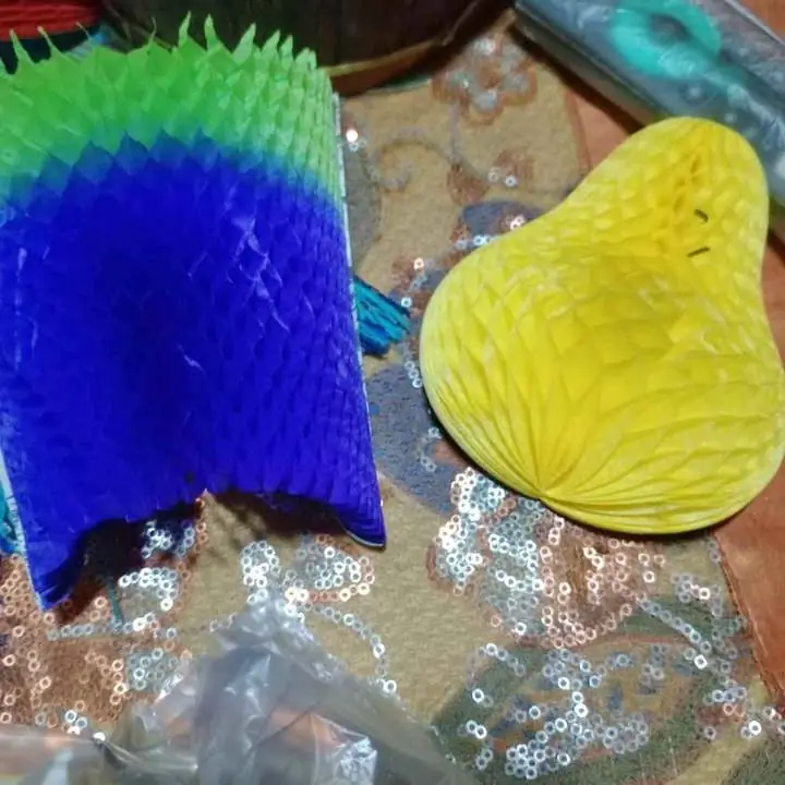 133 Frutas hechas en papel creppe ideal para colgar como guirnaldas