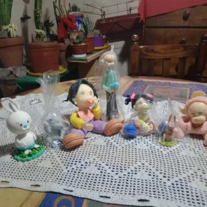 Muñecos artesanales nuevos