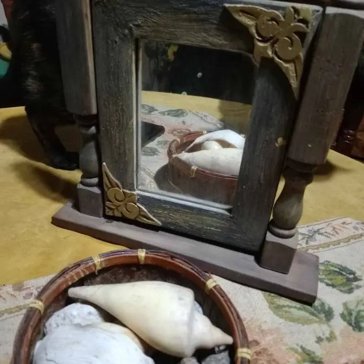 Espejo antiguo de mesa