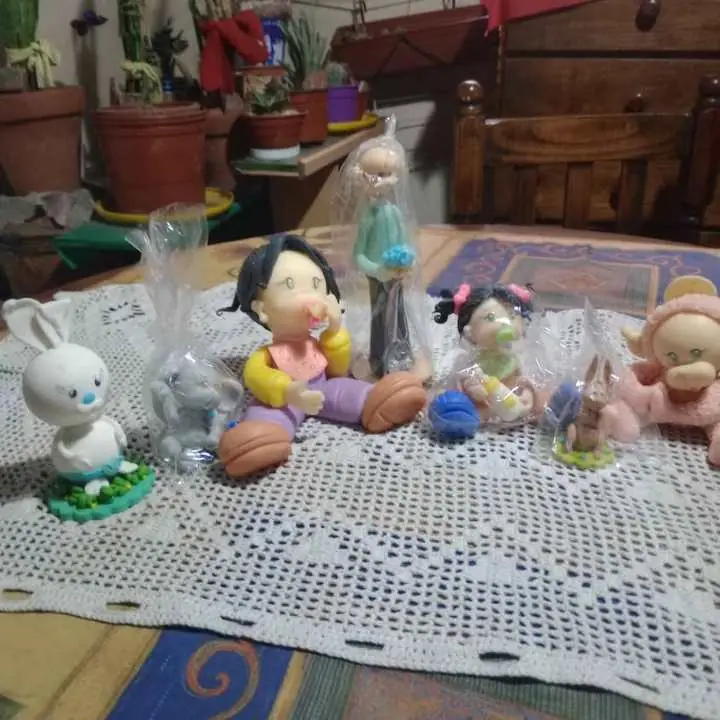 Adornos en porcelana fria