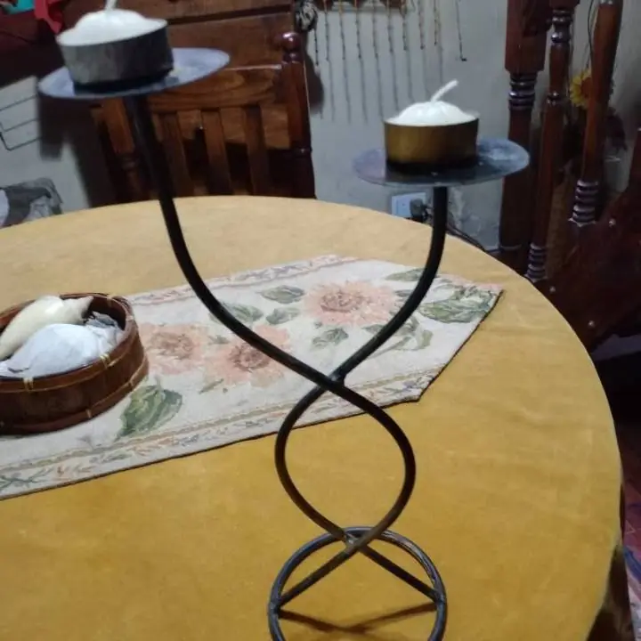 Candelabro en hierro