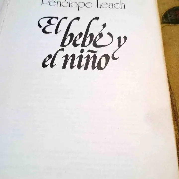 Gran Enciclopedia Médica familiar desde el bebé hasta las etapas del niño