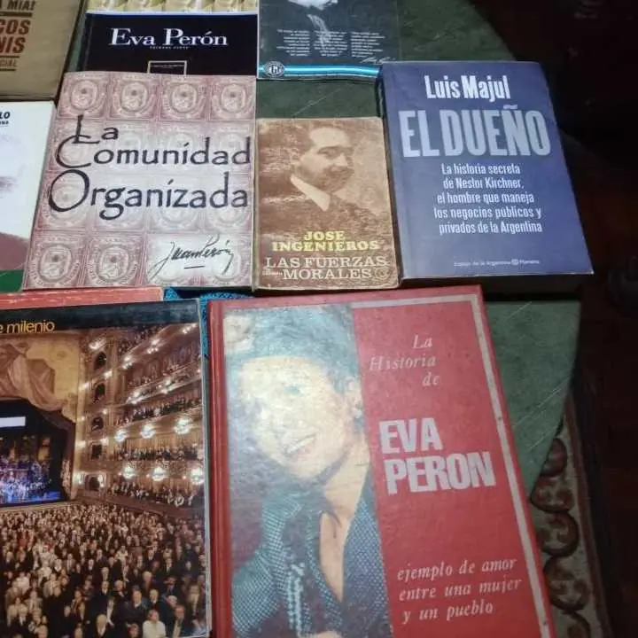 Libros de política e Historia
