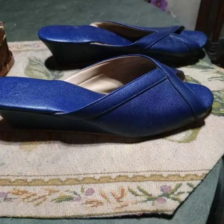Chinelas azules muy elegantes número 36-37