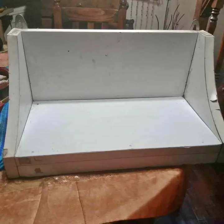 Vendo dos repisas madera pintadas listas para colgar 70 x20 y 40 x 20 de profundidad