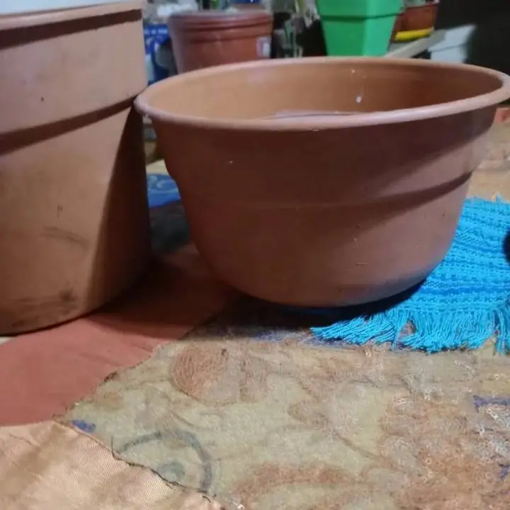 Macetas de plástico grandes