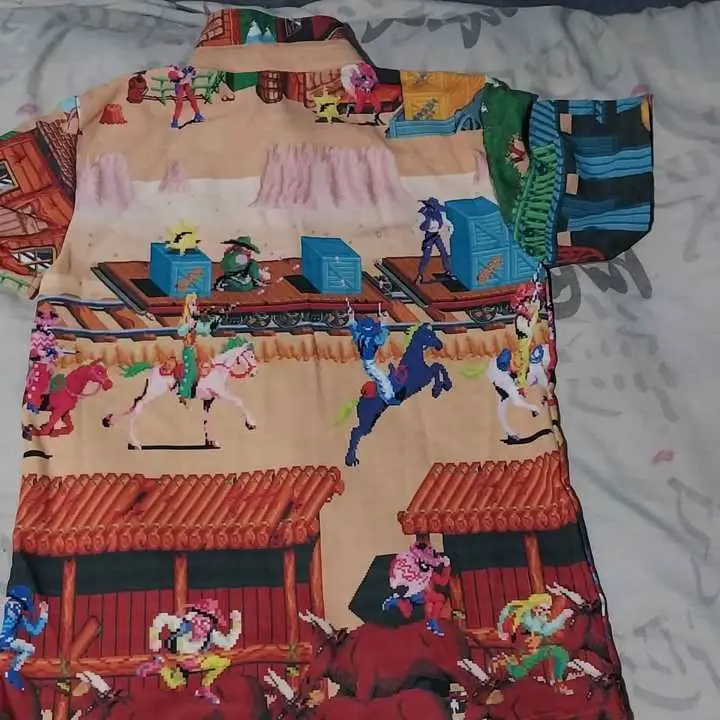 Hola a todos estoy vendiendo esta camisa de rednose con estampa de vaqueros