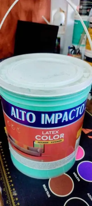 Latex color en liquidación