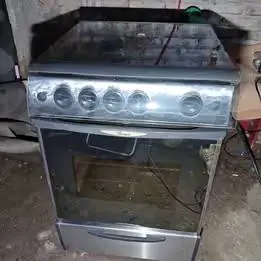 Vendo cocina de hacero funcionando perfecto se hacen envíos económicos