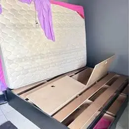 Remato opportunidad!para hoy! cama con cajon y colchón 190x140 Poco uso.todo $120 mil…