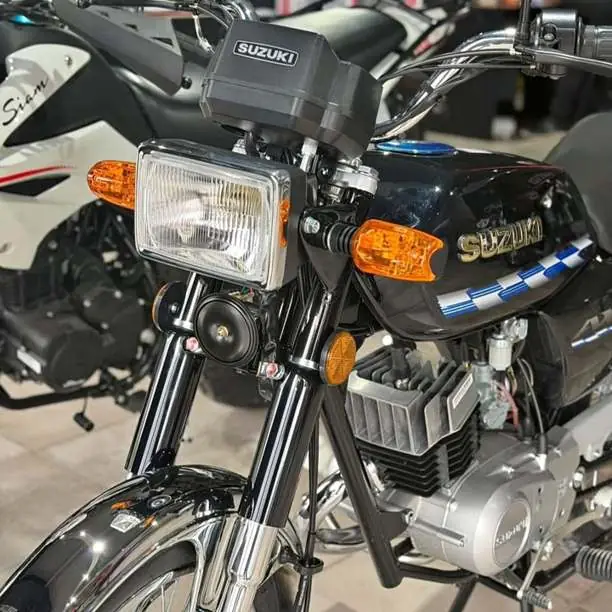 Suzuki ax 100 0km