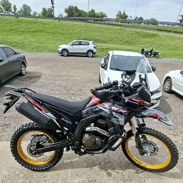 Gilera SMX 250 solo con dni!