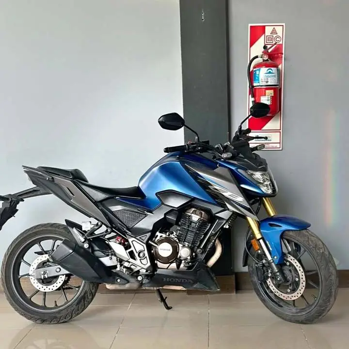 Honda cb 300 twister 2024