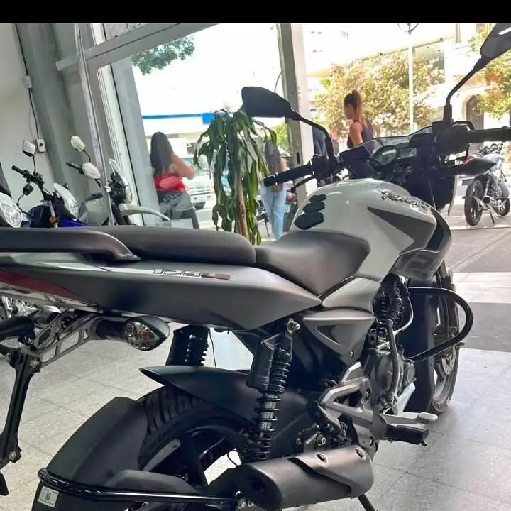 Oferta bajaj rouser 200cc 100%FINANCIADA