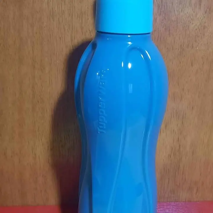 Tupperware botella 1 litro