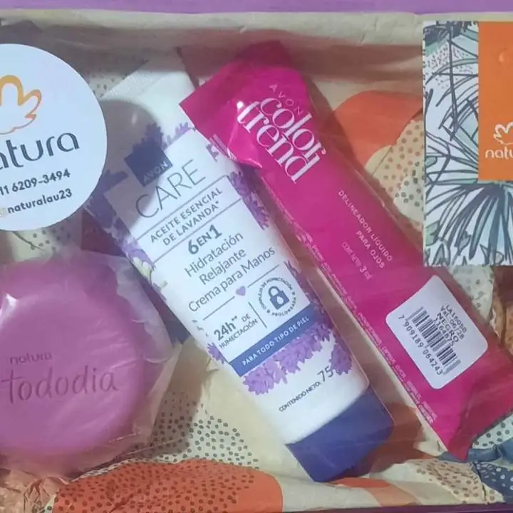 Natura y avon kit crema masnjabon mas delineador