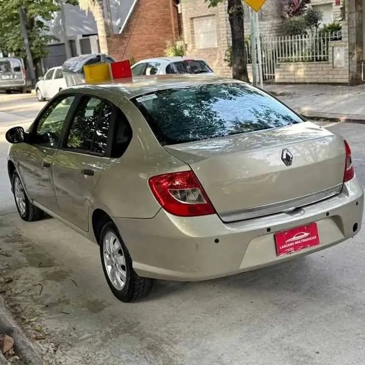 2013 Renault Symbol 1.6 Full Full $7.300.000 Final Contado