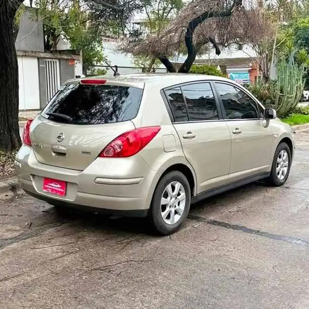 2010 Nissan Tiida Tekna Oferta Hoy! $10.500.000 Final
