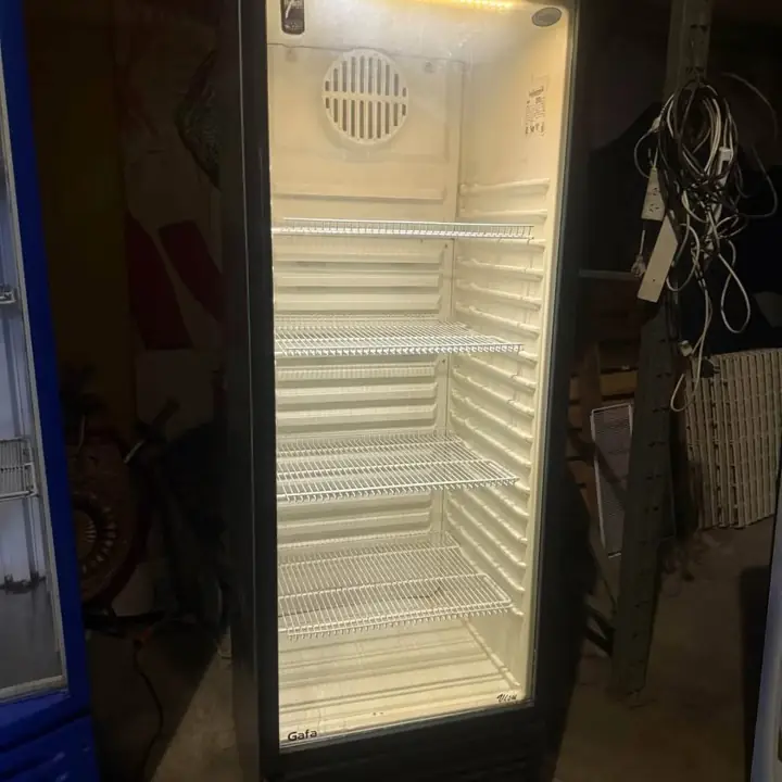 Heladera exhibidora