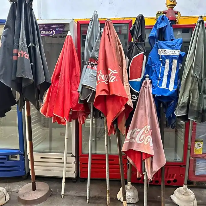 Sombrillas comerciales