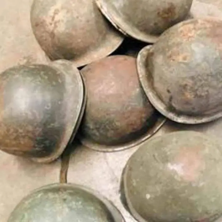 Casco ejército antiguo